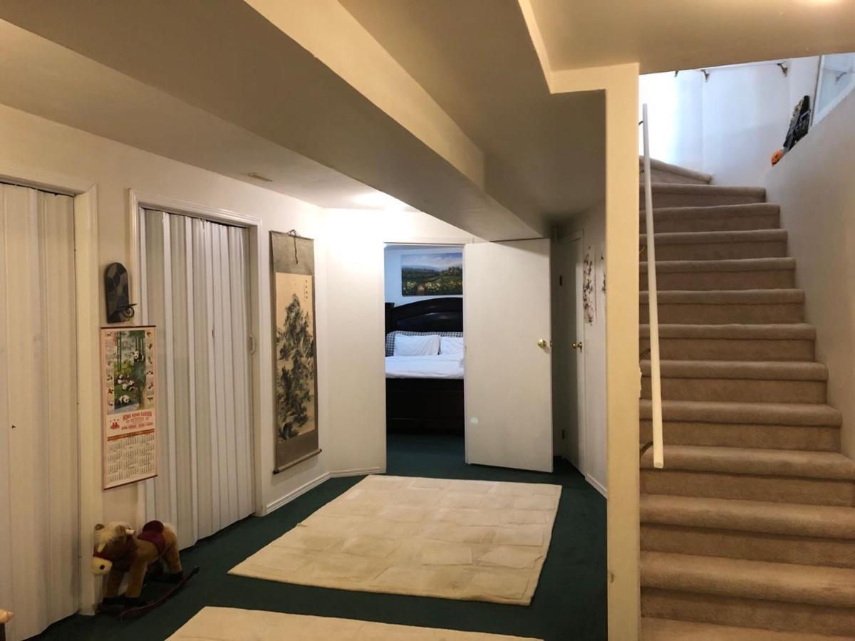 Hidden Valley Basement Suit H Calgary Exterior photo